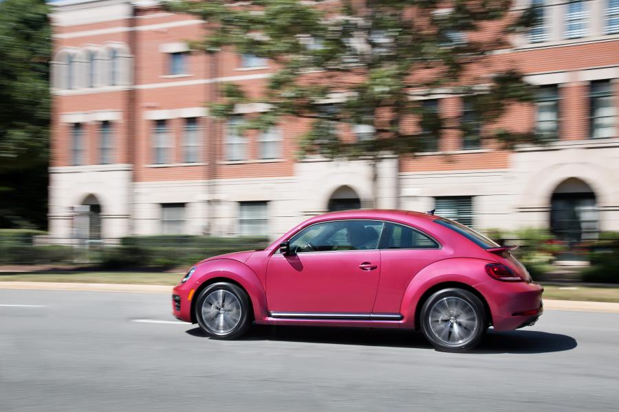  Volkswagen #PinkBeetle 2016 года  (фото 10 из 19)